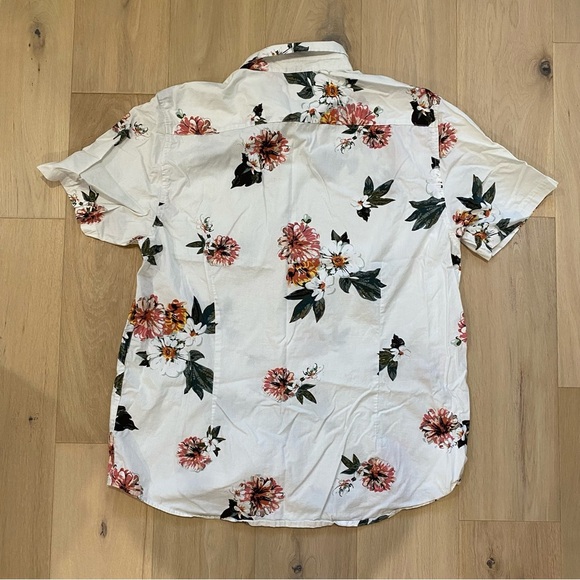 Aéropostale | Men’s White Floral Button Down Shirt 🌺 - Picture 6 of 6
